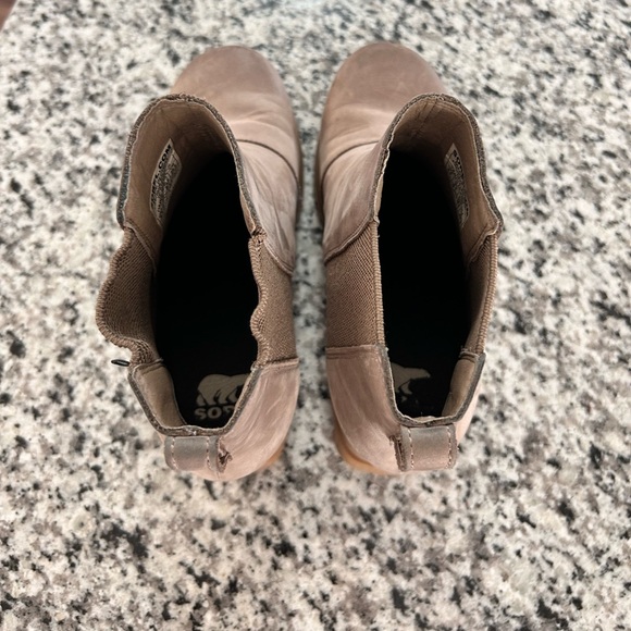 Sorel Joan of Arctic Wedge III Chelsea Waterproof Boots Taupe 8.5 - Picture 5 of 9